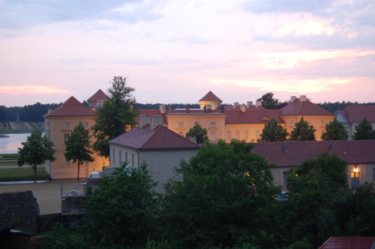 Schloss-Und Seeblick Apartment 赖因斯贝格 外观 照片