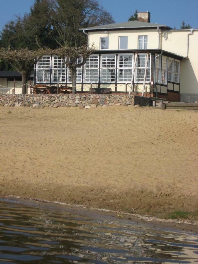 Schloss-Und Seeblick Apartment 赖因斯贝格 外观 照片